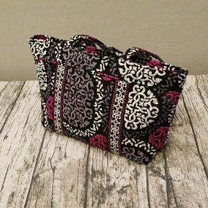 Vera Bradley Mandy- Canterberry Magenta